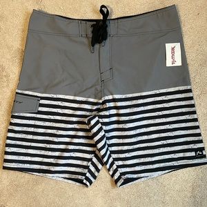 NWT Rusty board short